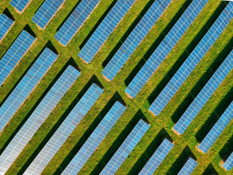 L'énergie Solaire Face aux Éléments 